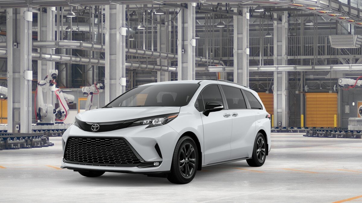 2026 TOYOTA Sienna