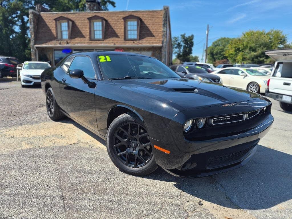 2021 DODGE Challenger