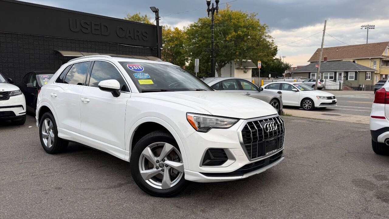 2019 AUDI Q3