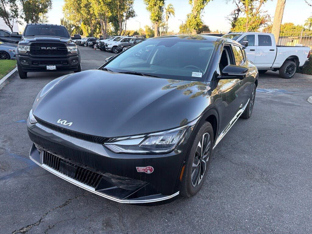 2024 KIA EV6