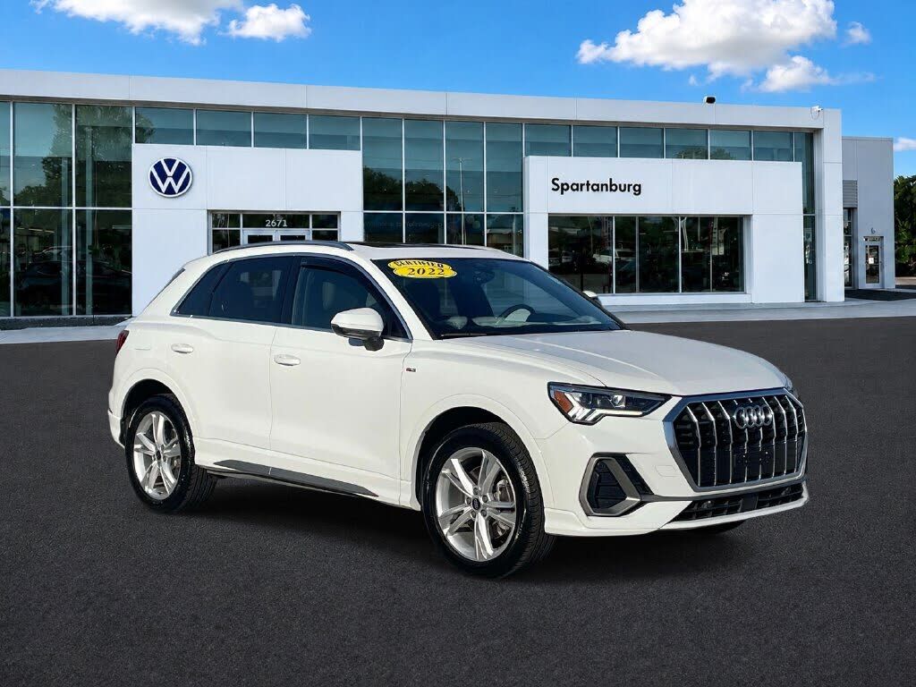 2022 AUDI Q3