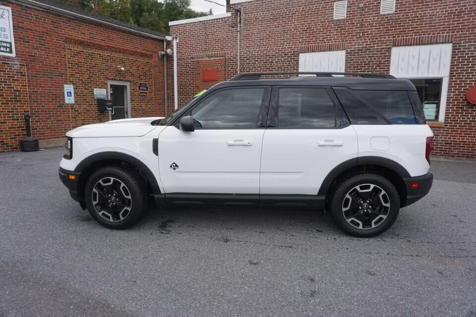 2021 FORD Bronco