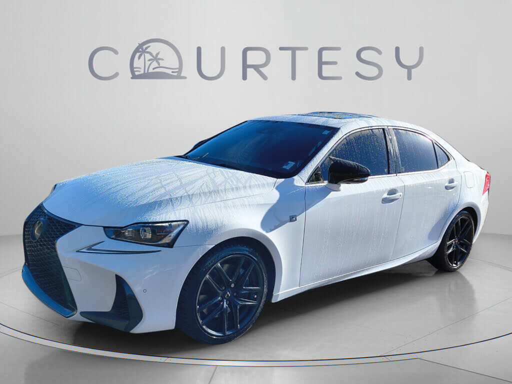 2019 LEXUS IS