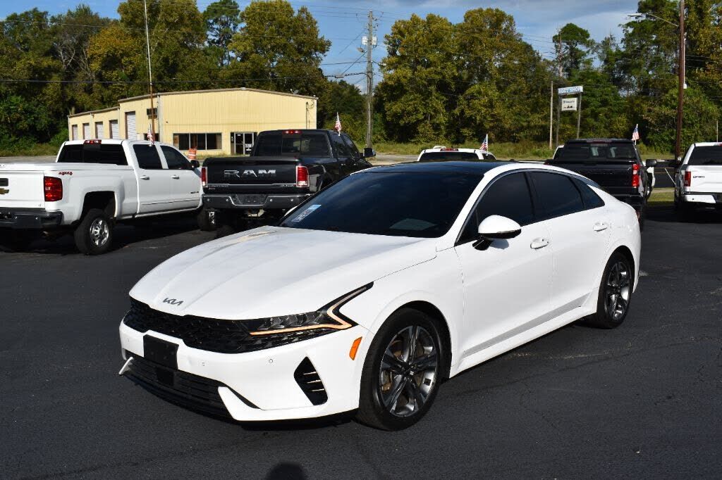 2022 KIA K5