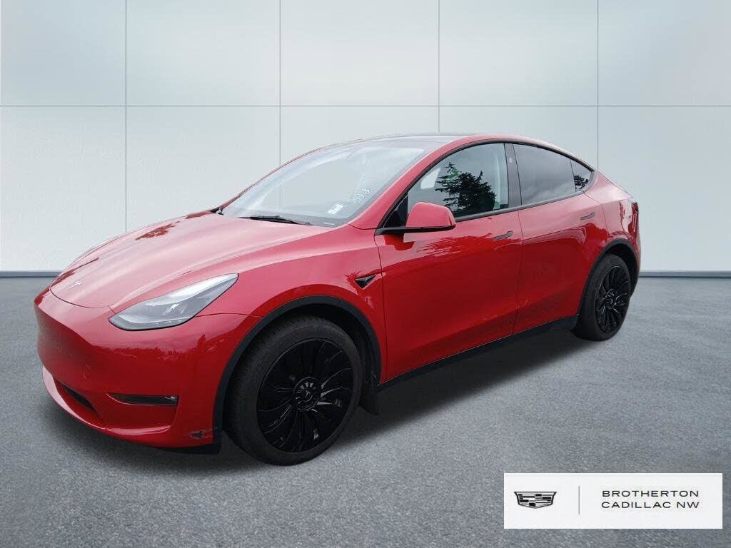 2023 TESLA Model Y