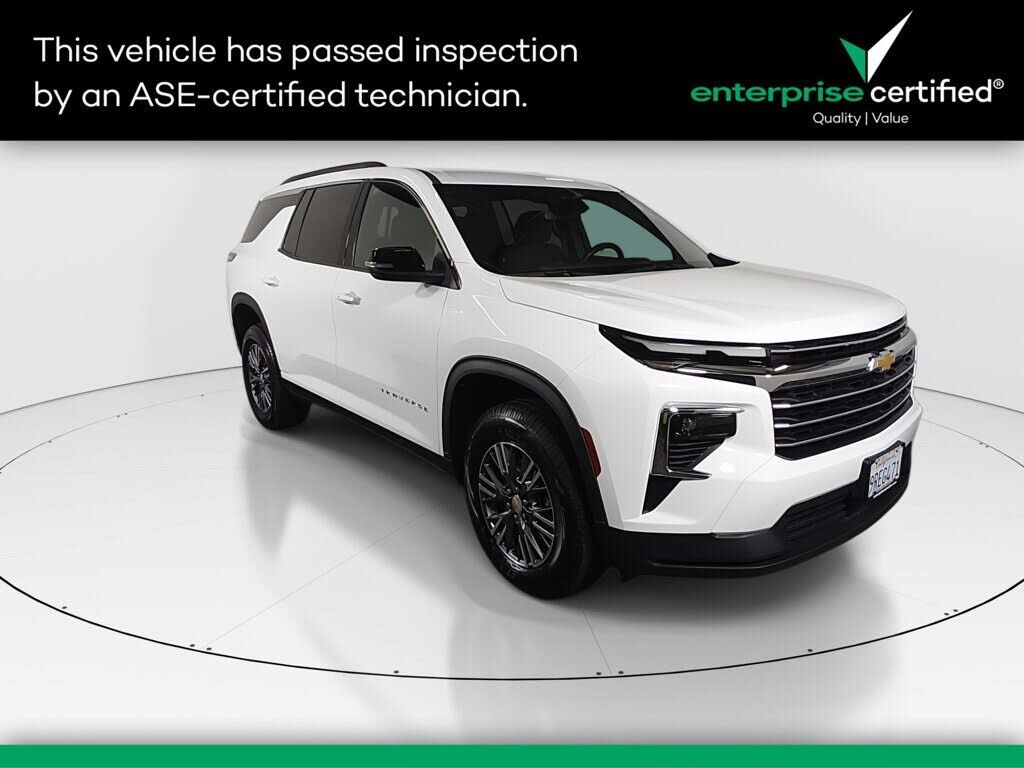 2025 CHEVROLET Traverse