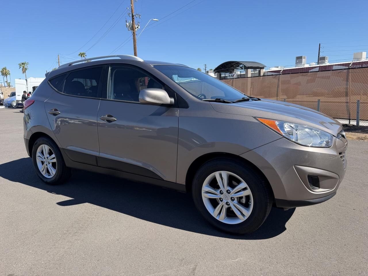 2011 HYUNDAI Tucson