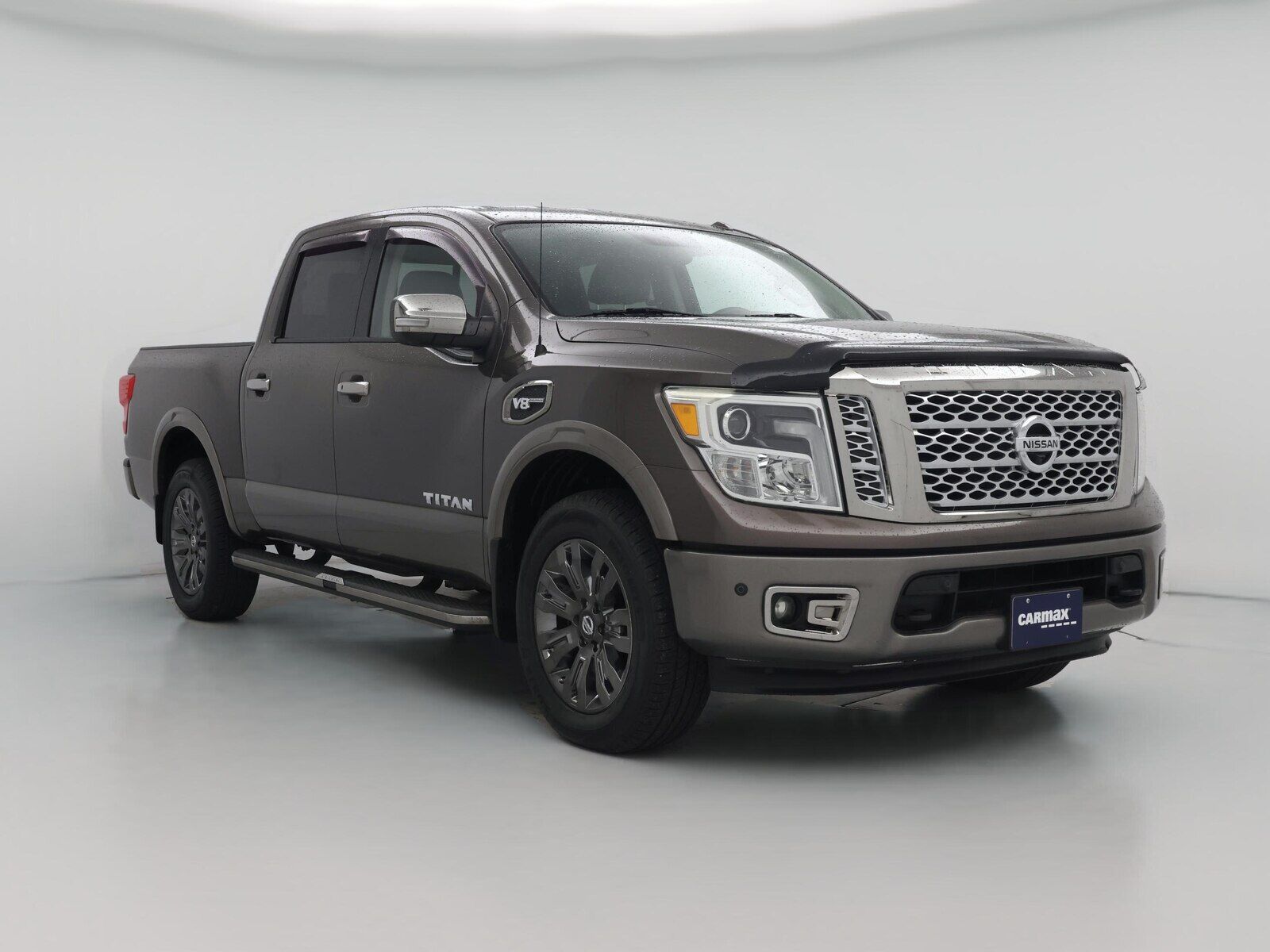 2017 NISSAN Titan