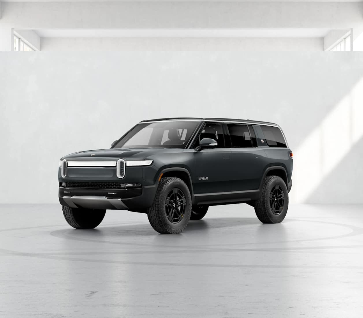 2024 RIVIAN R1S
