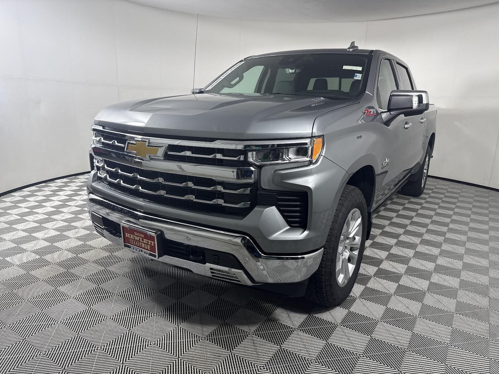 2025 CHEVROLET Silverado