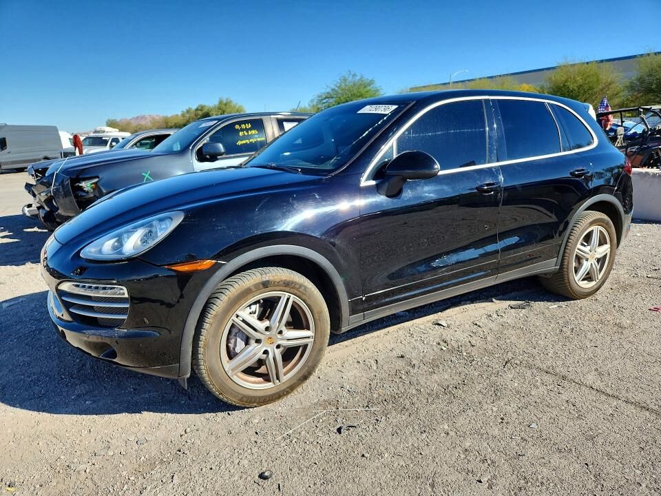 2014 PORSCHE Cayenne