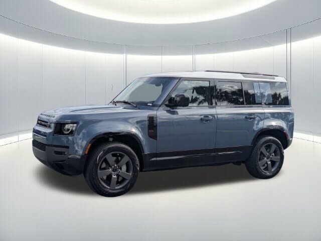 2026 LAND ROVER Defender