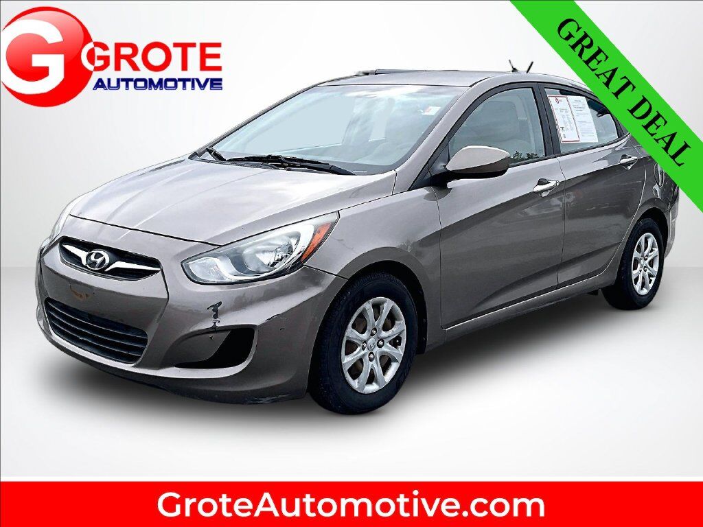 2012 HYUNDAI Accent