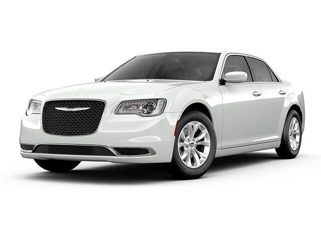 2019 CHRYSLER 300