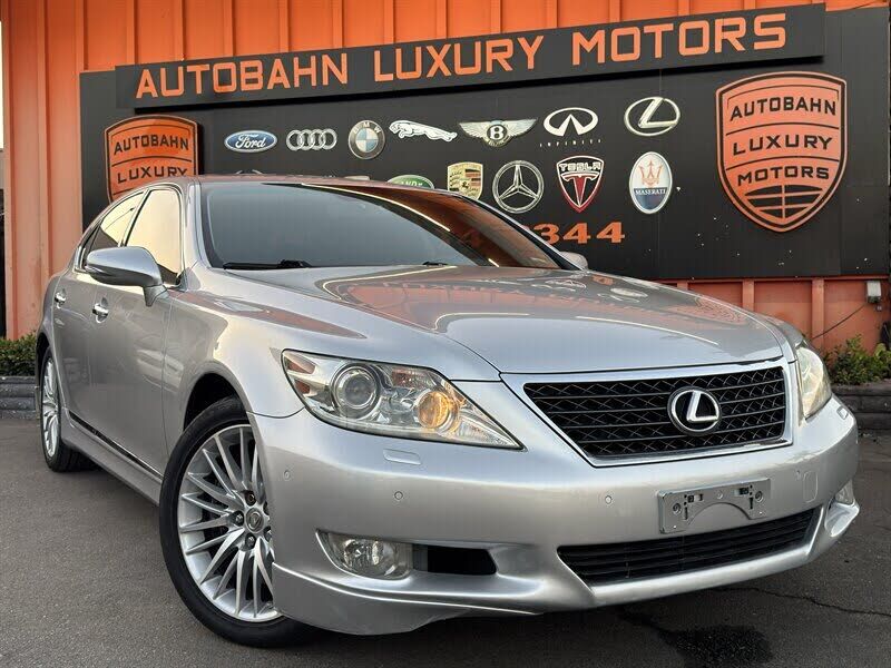 2012 LEXUS LS