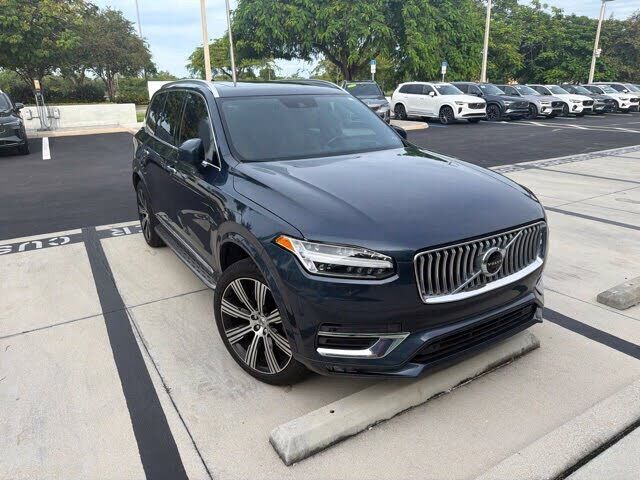 2020 VOLVO XC90