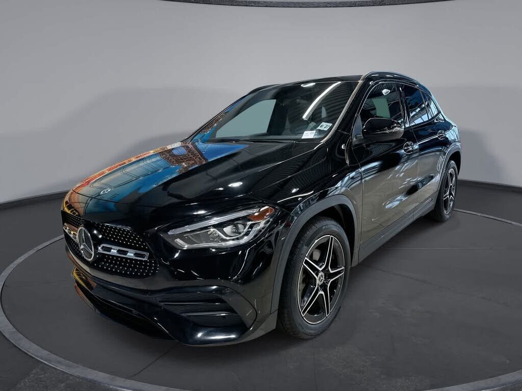 2022 MERCEDES-BENZ GLA-Class