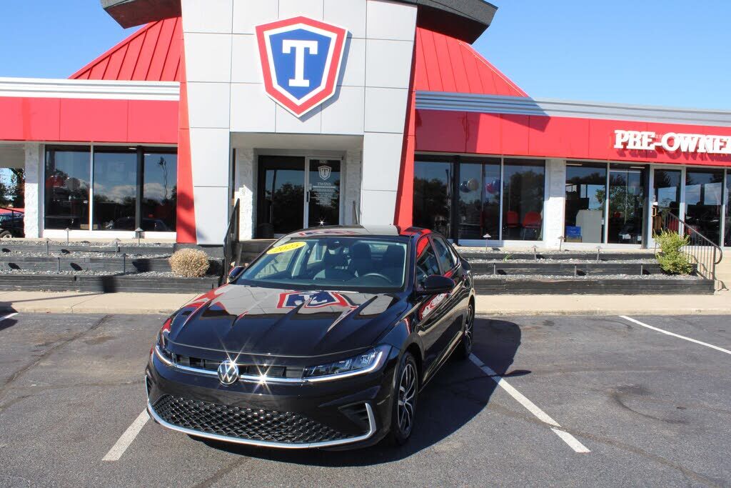 2025 VOLKSWAGEN Jetta