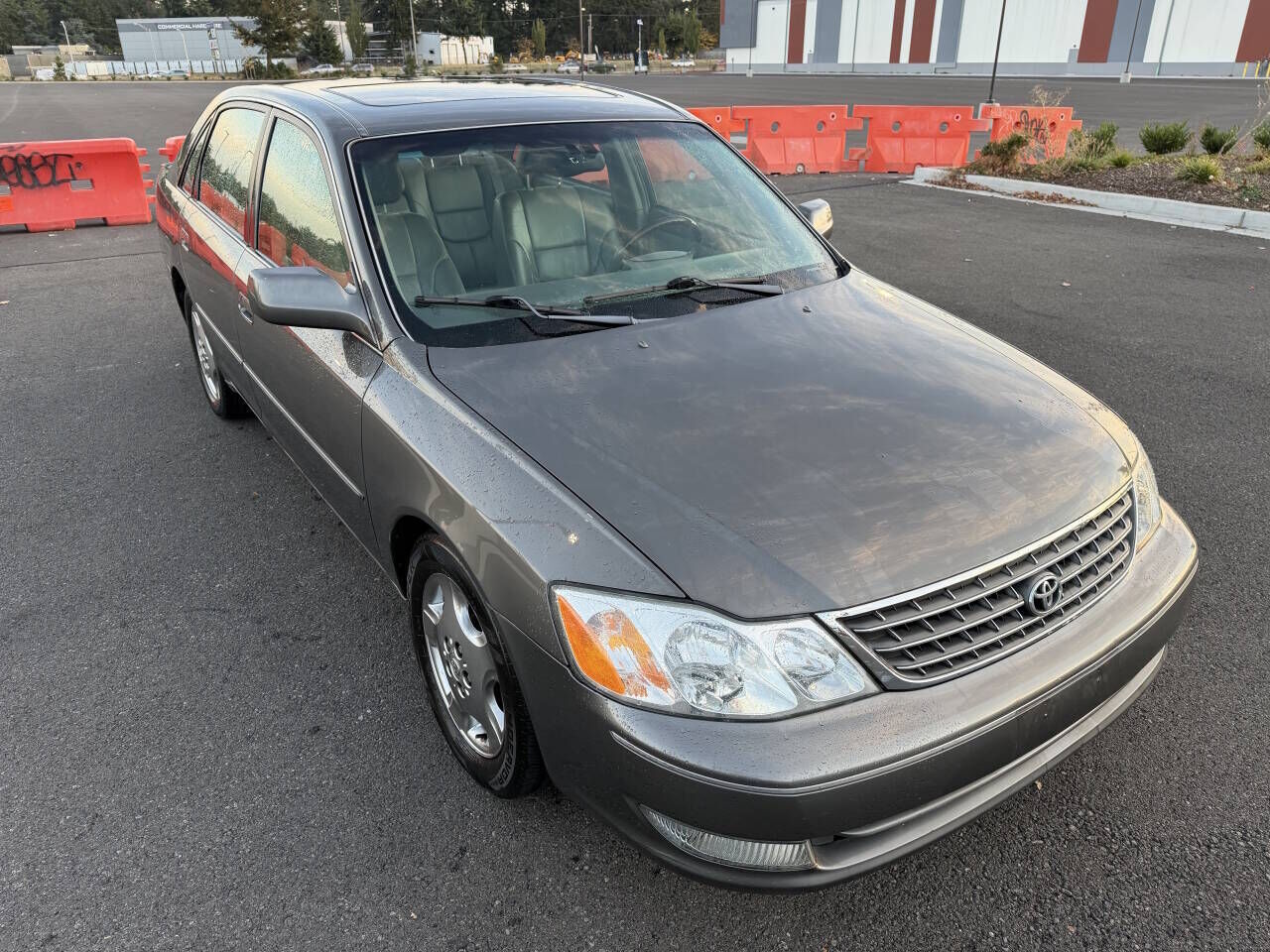 2003 TOYOTA Avalon