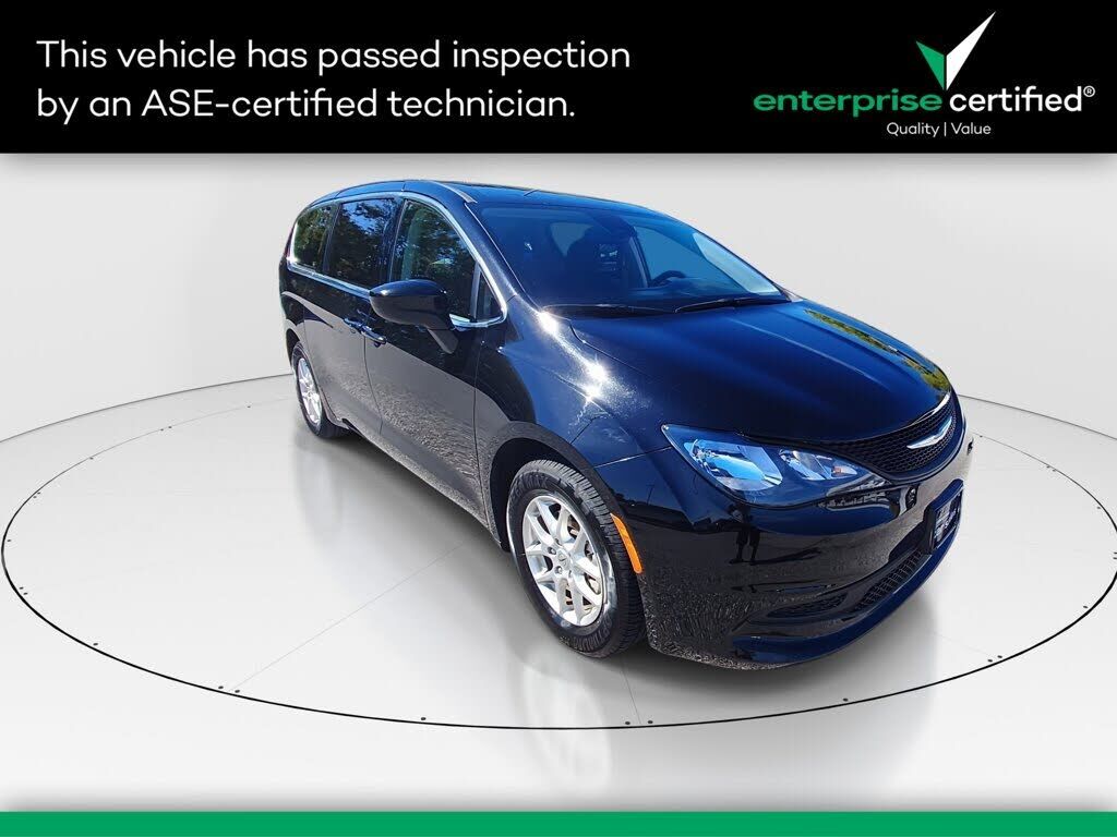 2024 CHRYSLER Voyager
