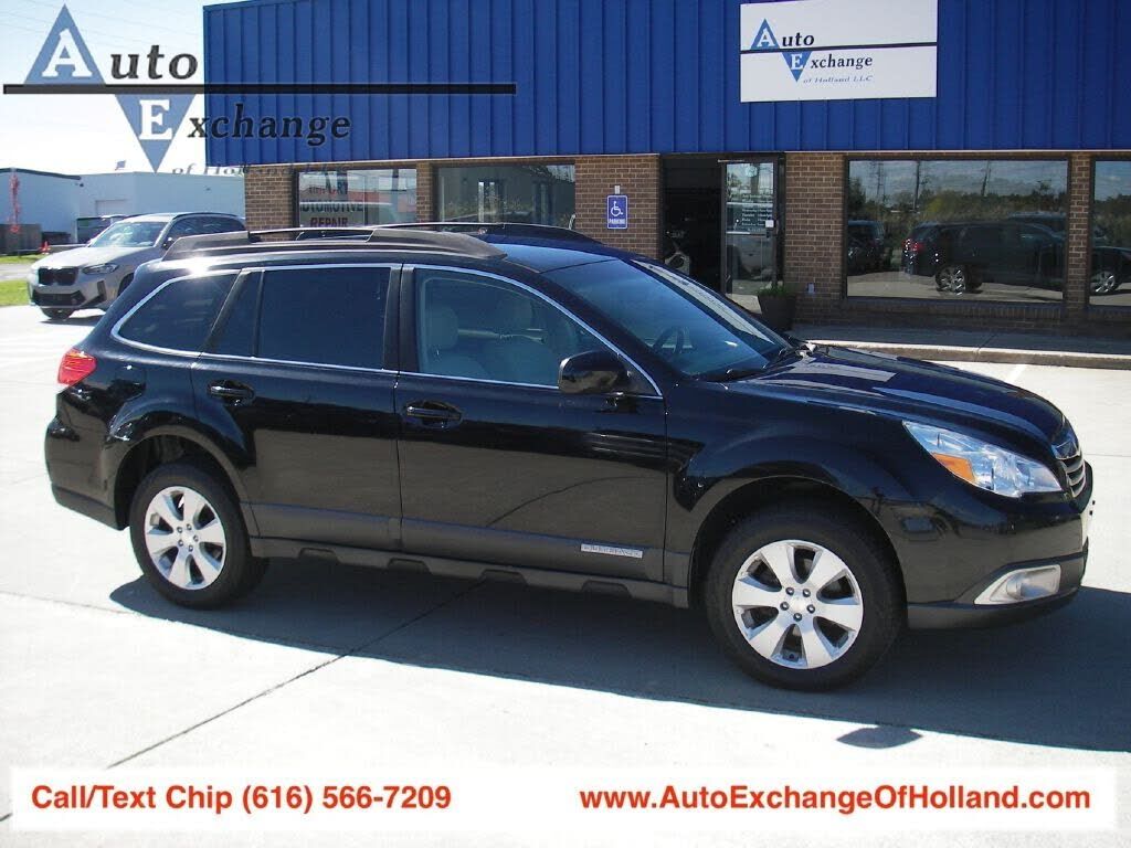 2011 SUBARU Outback