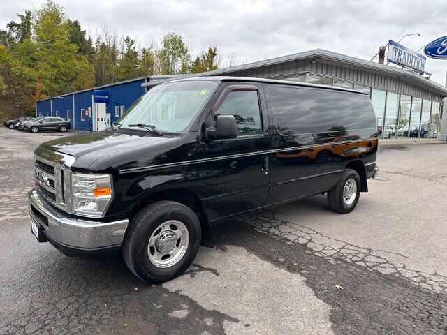 2008 FORD E-250