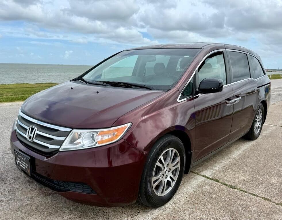 2011 HONDA Odyssey