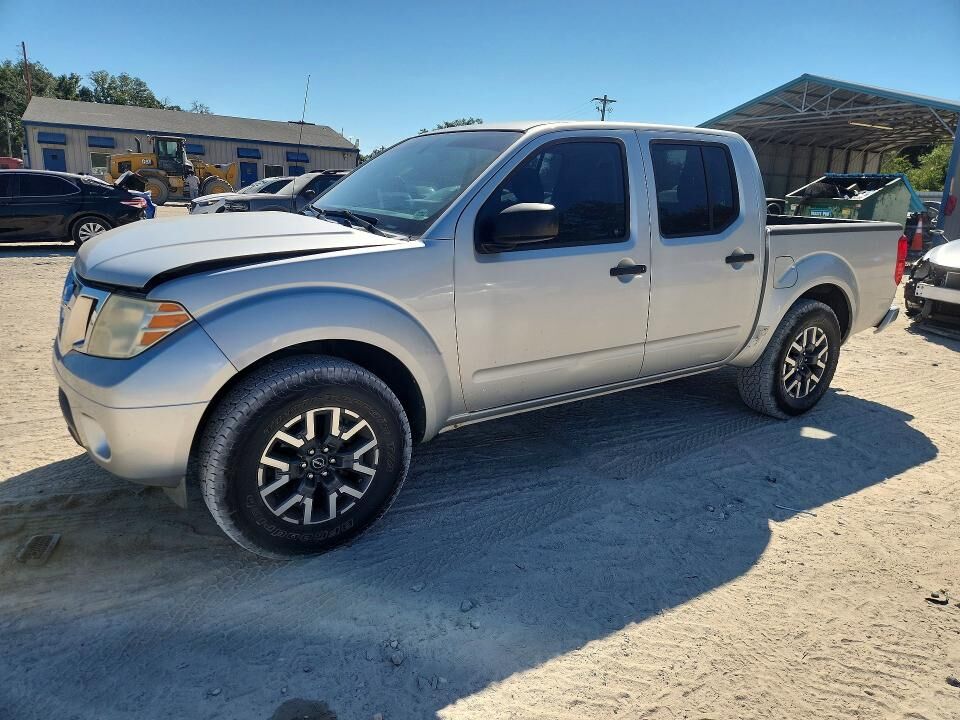 2012 NISSAN Frontier