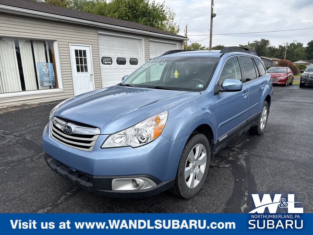 2012 SUBARU Outback