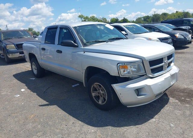 2008 DODGE Dakota