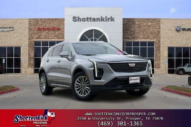 2025 CADILLAC XT4