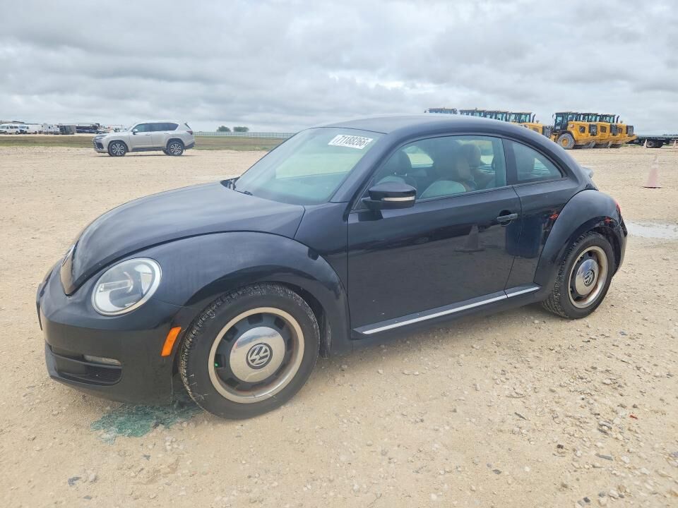 2016 VOLKSWAGEN Beetle