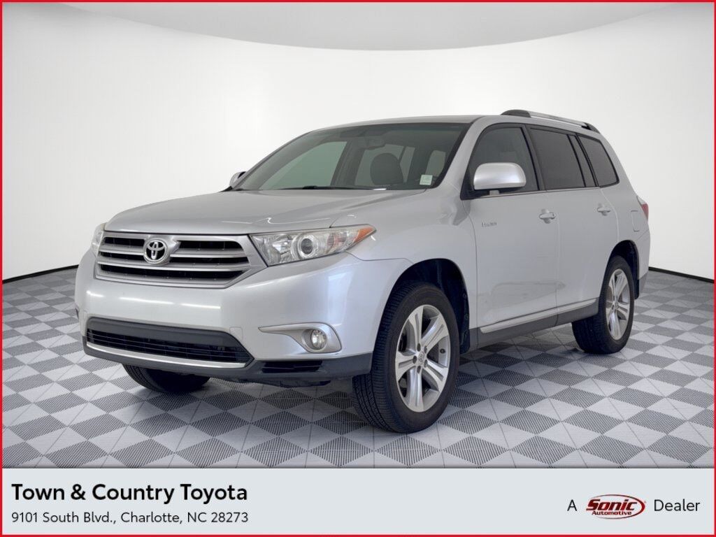 2011 TOYOTA Highlander