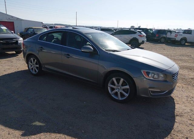 2016 VOLVO S60