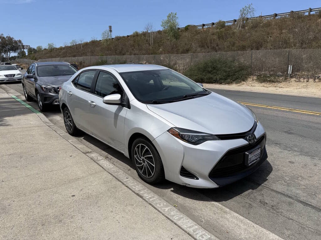 2017 TOYOTA Corolla