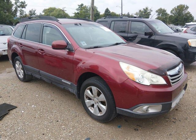 2012 SUBARU Outback