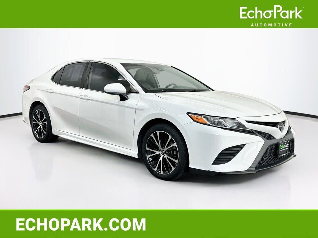 2019 TOYOTA Camry
