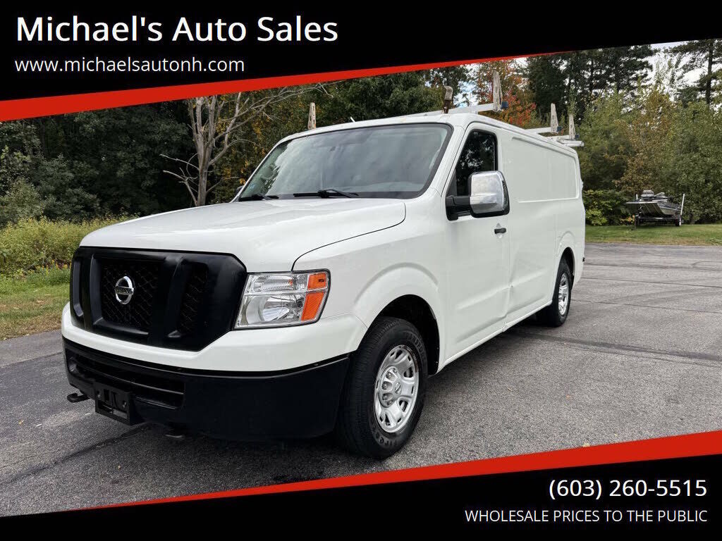 2016 NISSAN NV