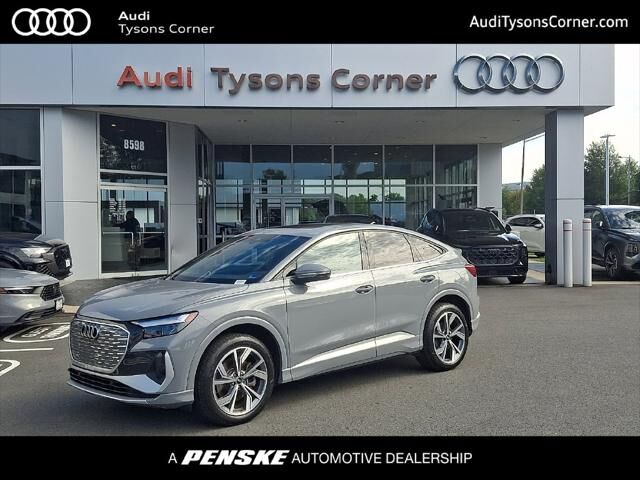 2023 AUDI Q4