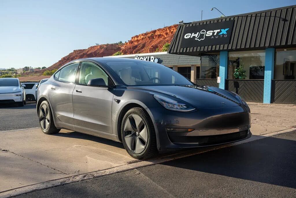 2018 TESLA Model 3