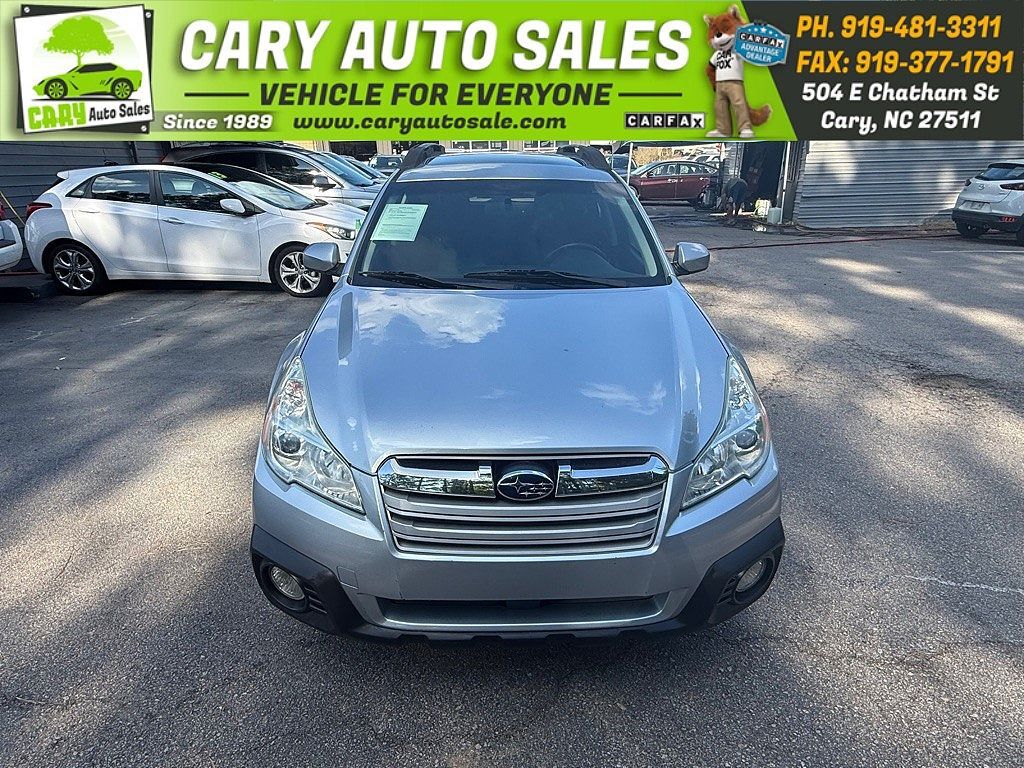 2014 SUBARU Outback