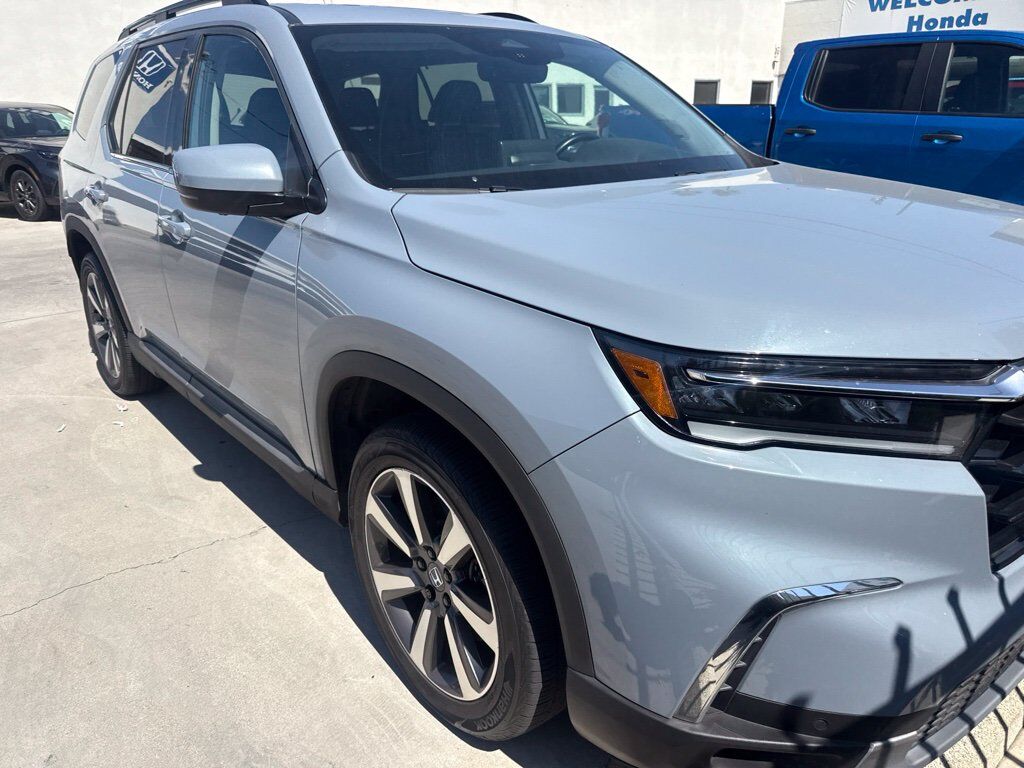 2023 HONDA Pilot