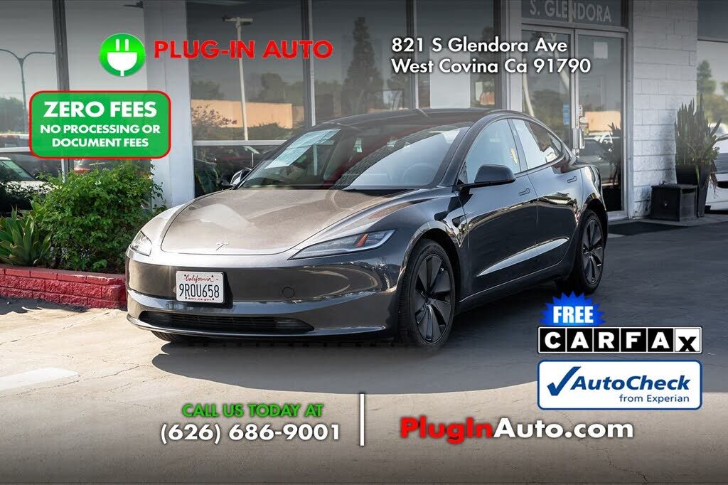 2025 TESLA Model 3