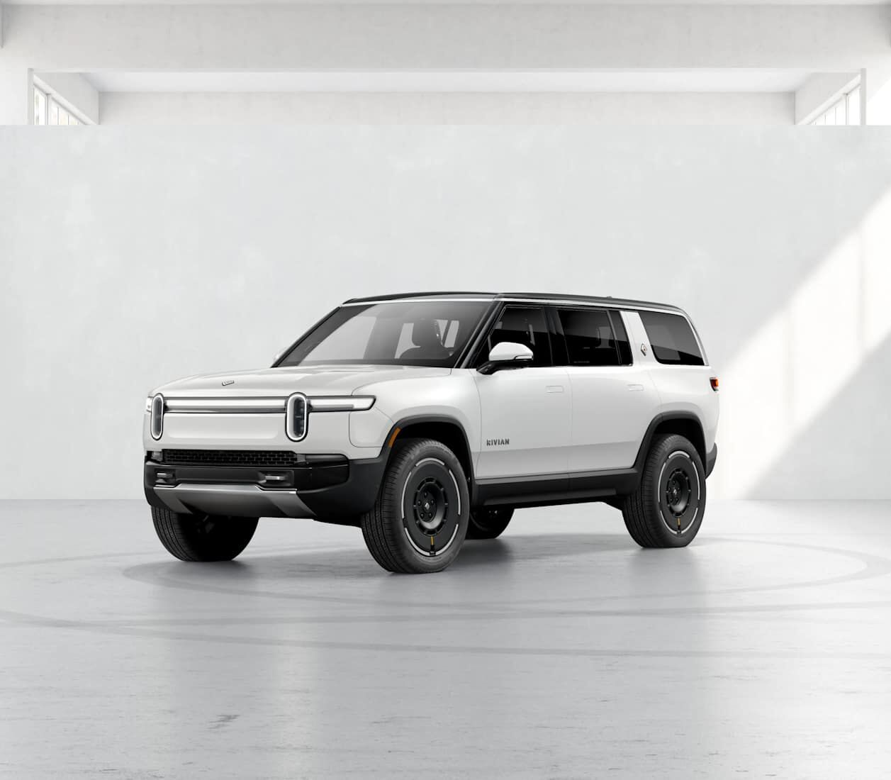2025 RIVIAN R1S