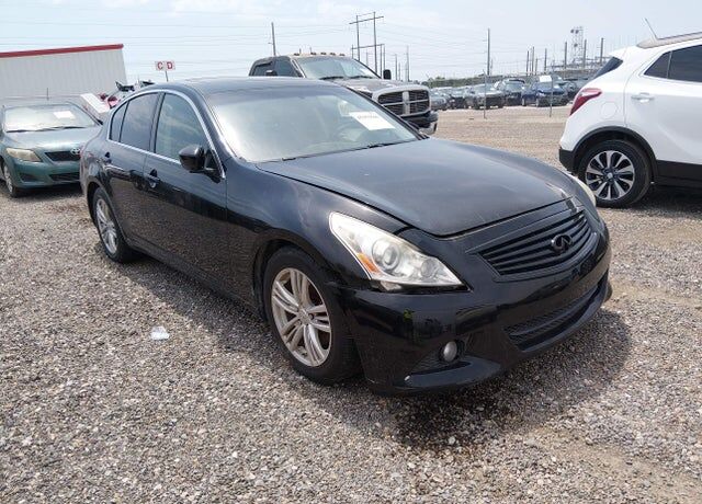 2011 INFINITI G37