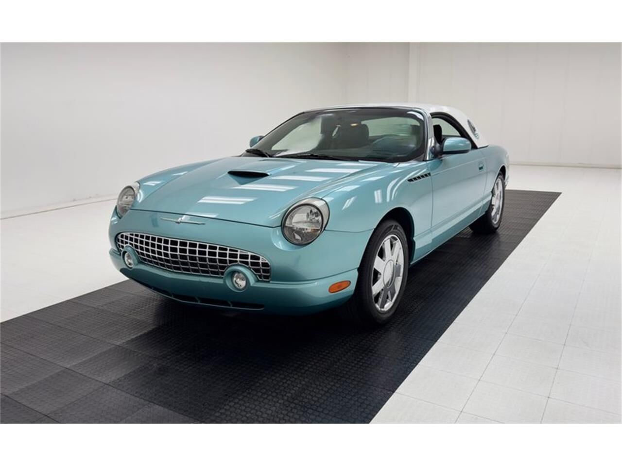 2002 FORD Thunderbird