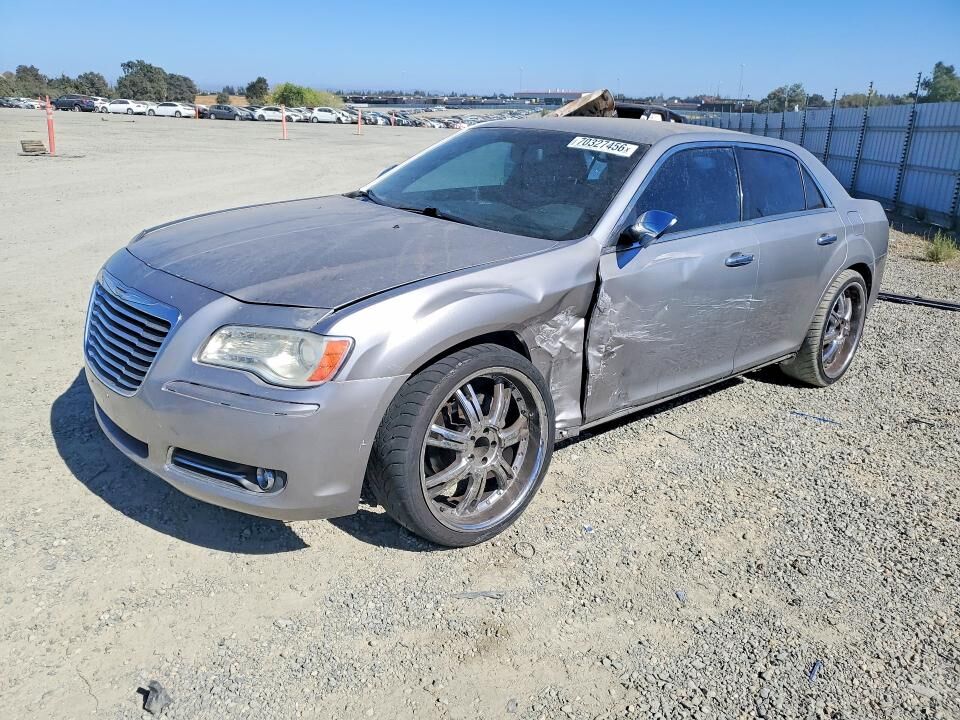 2011 CHRYSLER 300