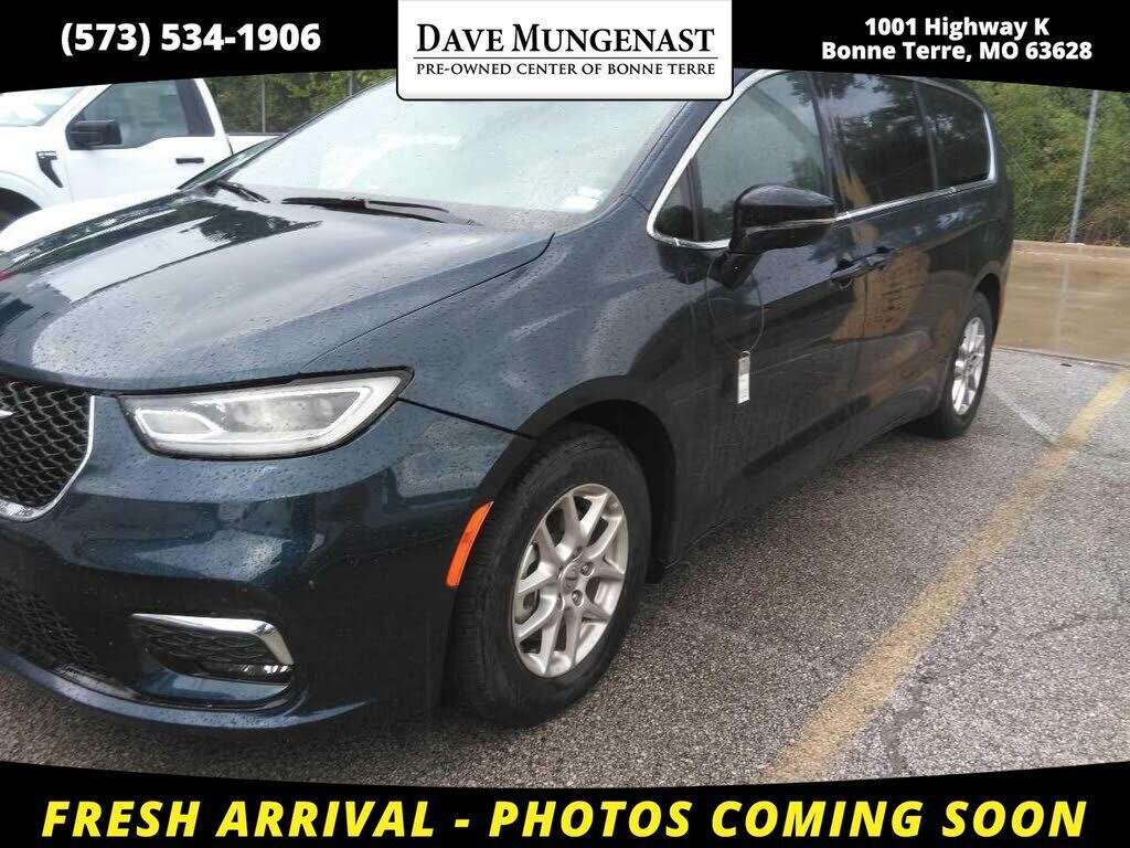 2025 CHRYSLER Pacifica
