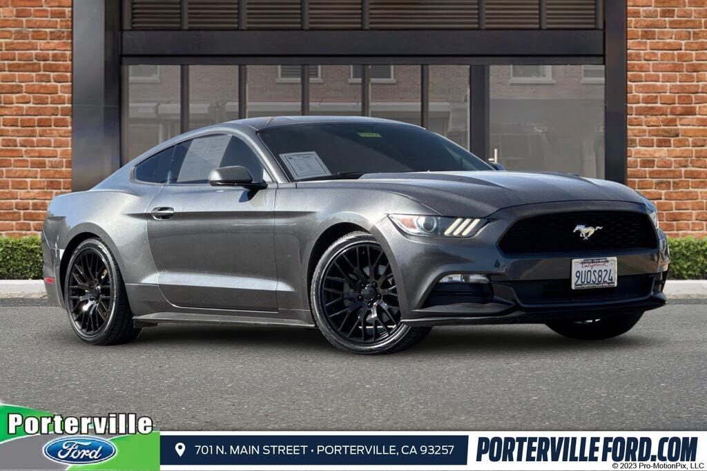 2015 FORD Mustang