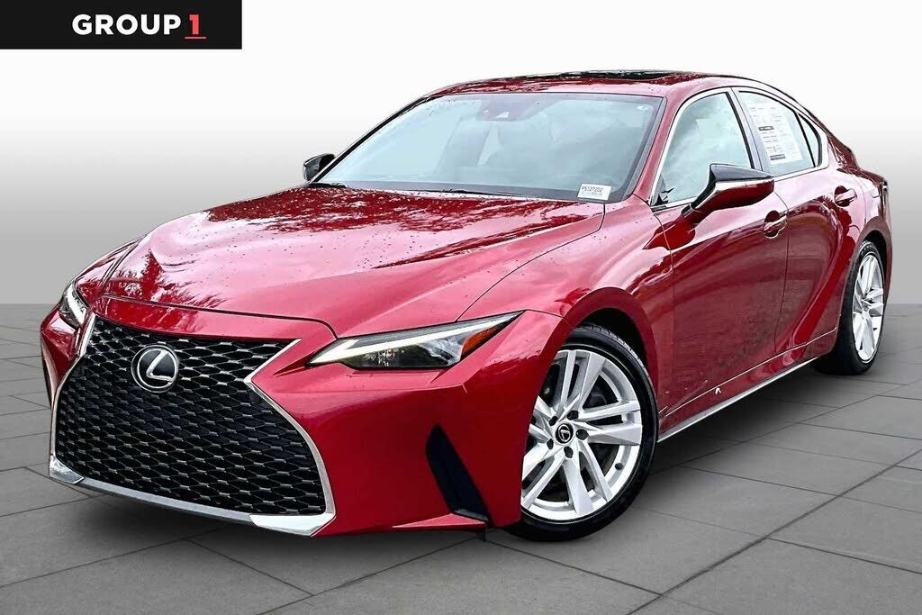 2023 LEXUS IS